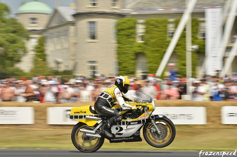 FoS Kenny Roberts wheelie