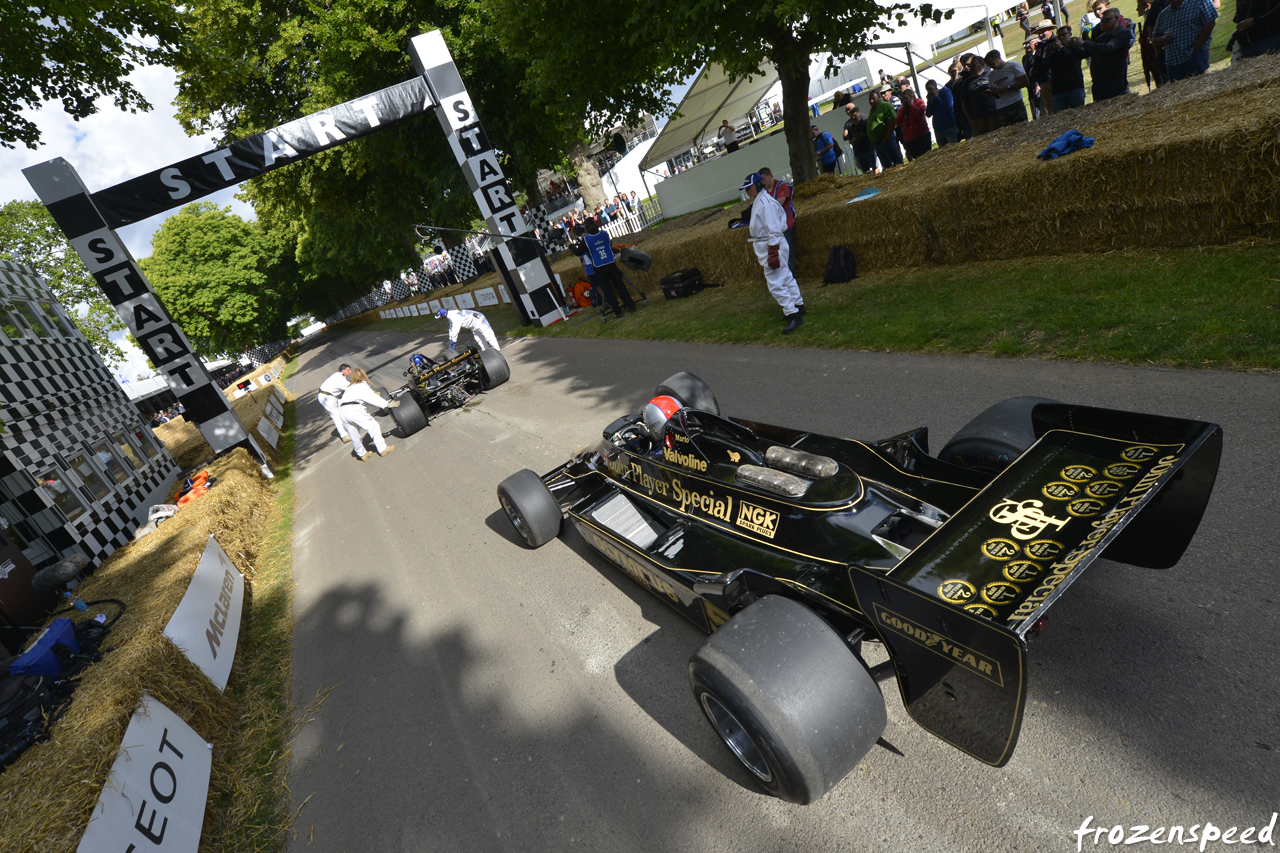 JPS F1 Lotus startline