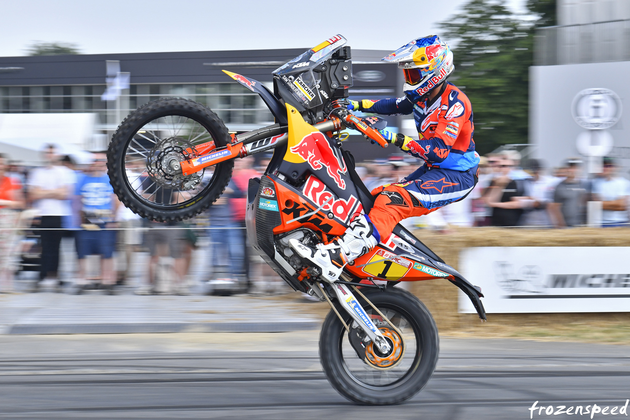 Sam Sunderland KTM wheelie