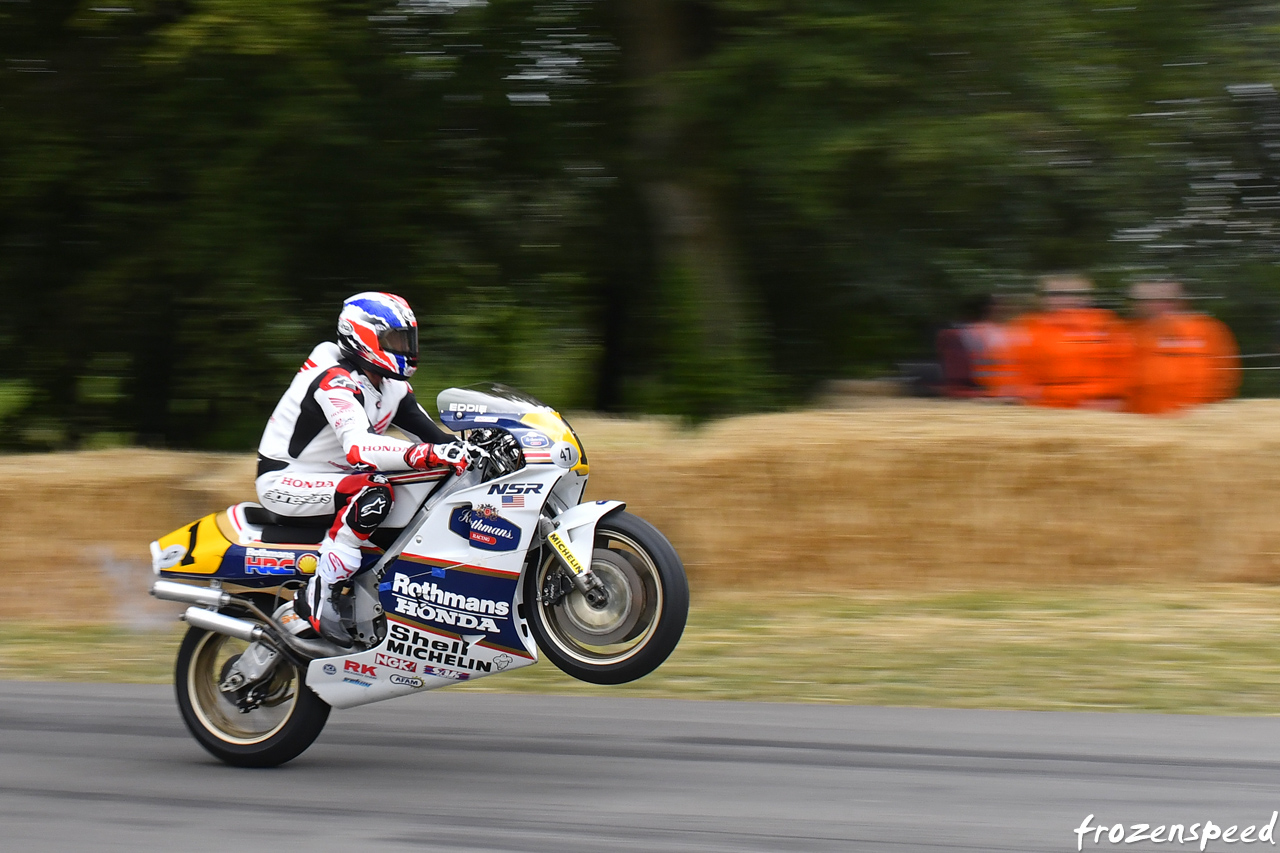 Mich Doohan NSR 500 wheelie