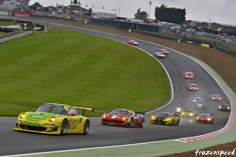 Manthey RSR race 1 start