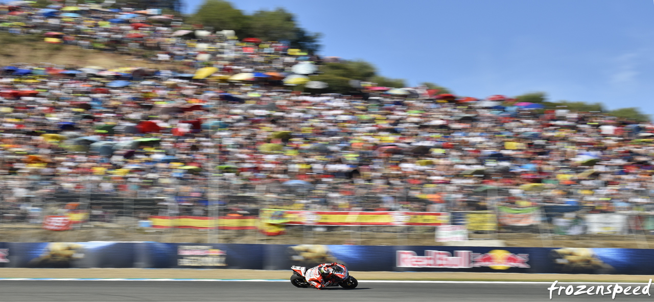 Jorge Lorenzo racing in front of Spanish crowd