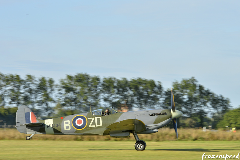 MH434 Spitfire