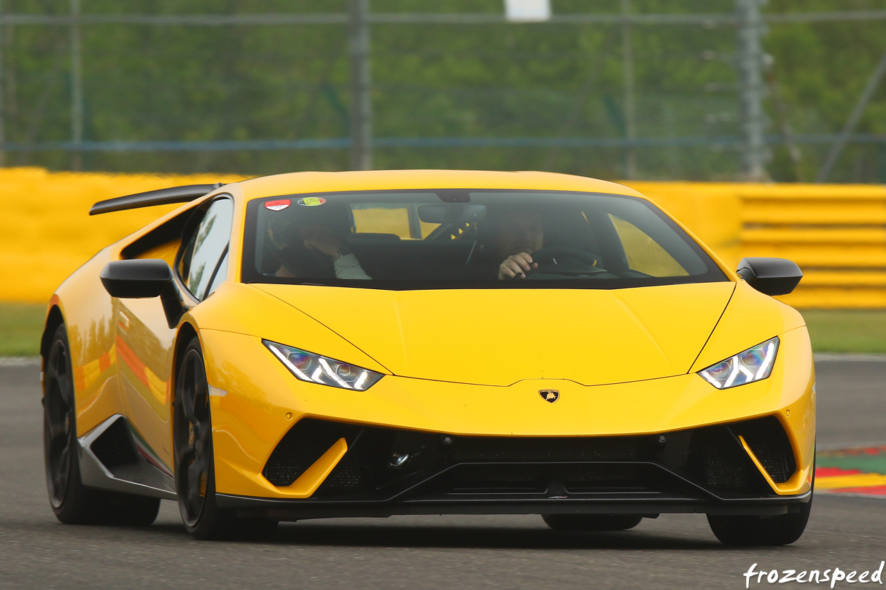 Huracan Performante