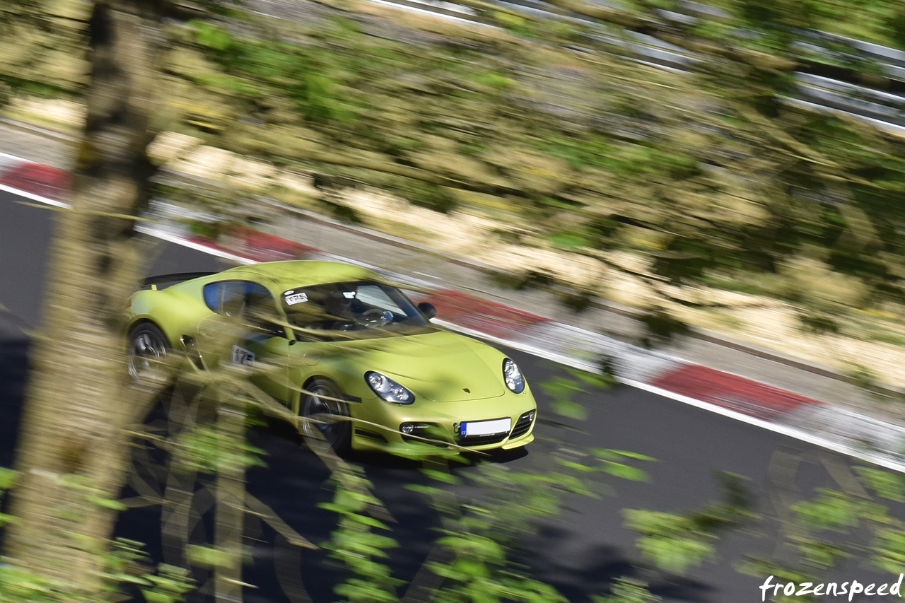 Cayman R Nurburgring