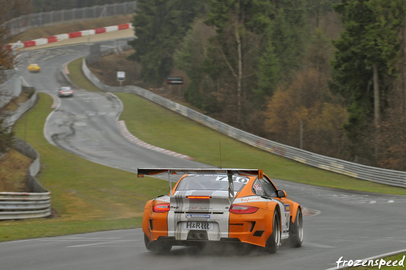 Porsche GT3R Hybrid