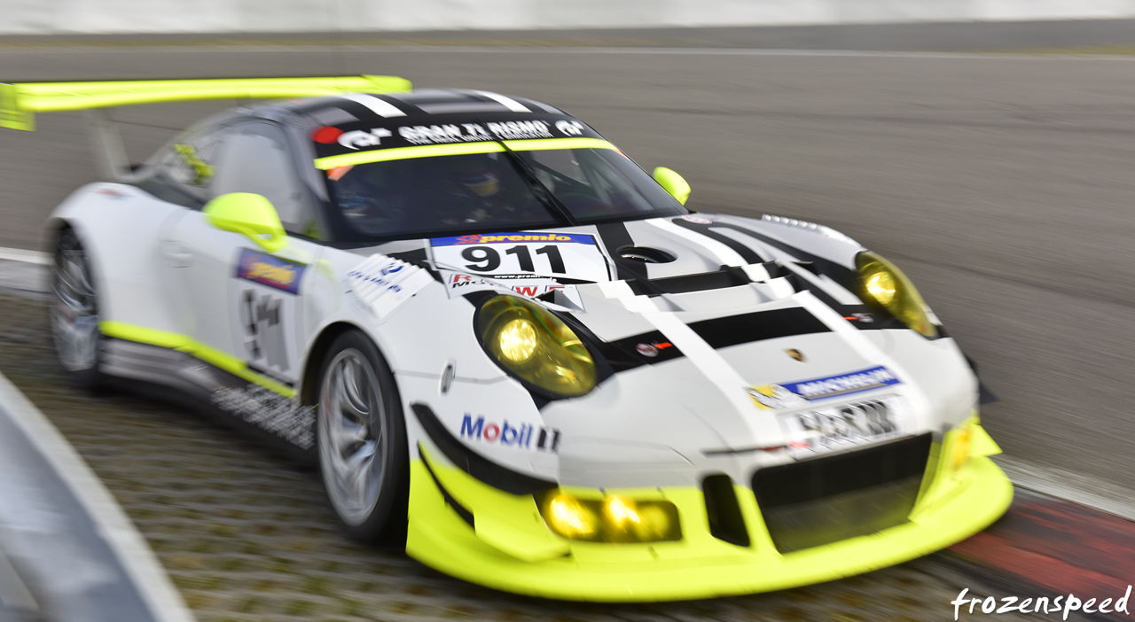 911 GT3R Pilet