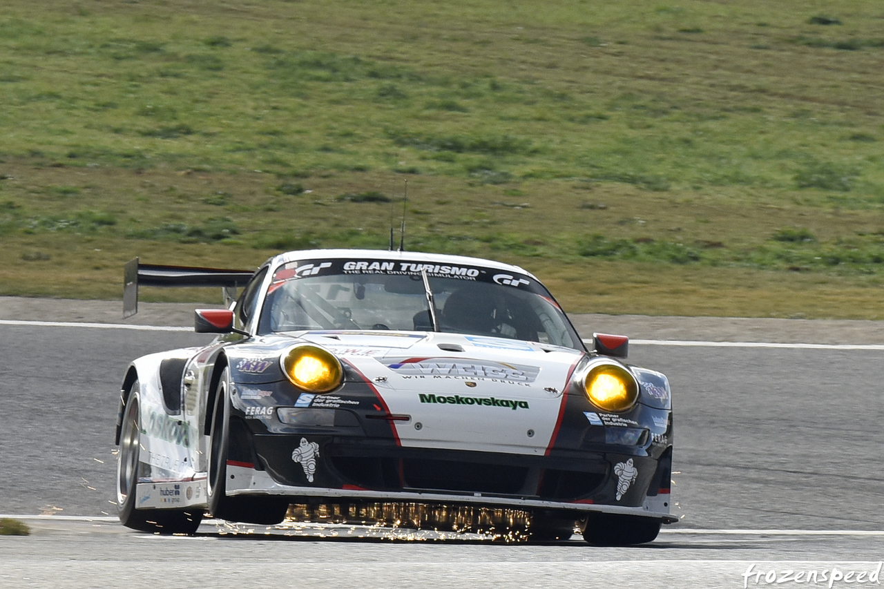 911RSR spark mirror at Ascari